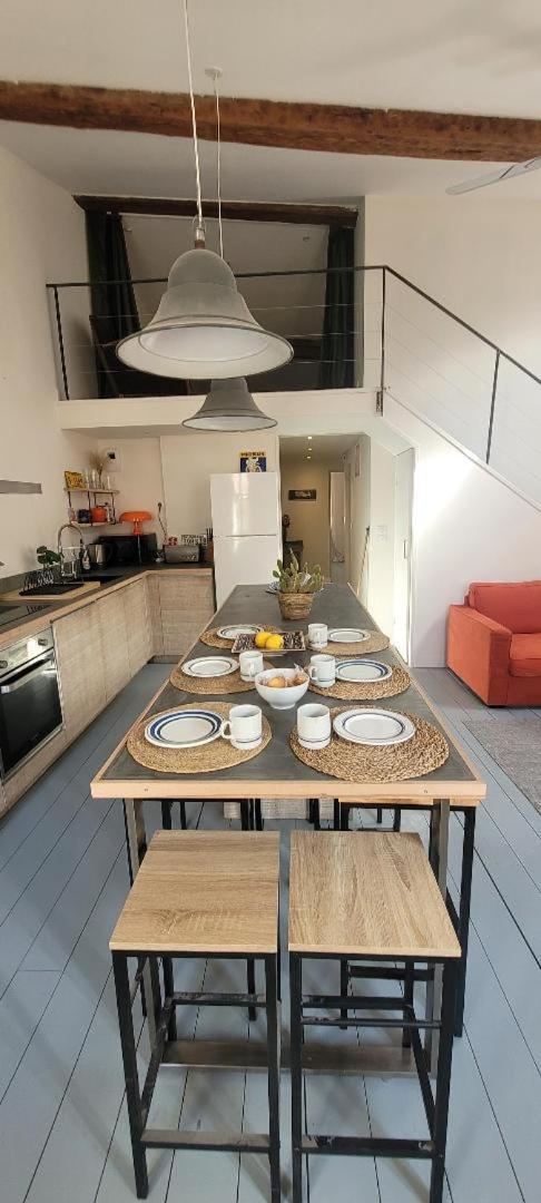 Magnifique Loft Deco Sur Le Port Et A 5mn Des Plages Wifi Clim 85 M2 *